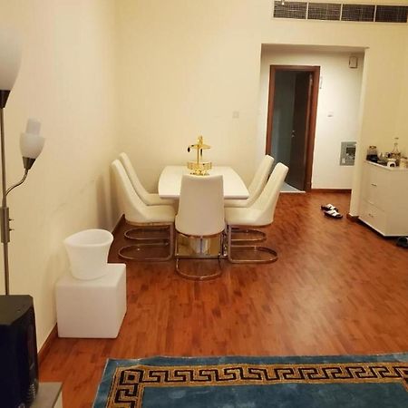 Lemas 901 Apartment Аджман Екстериор снимка